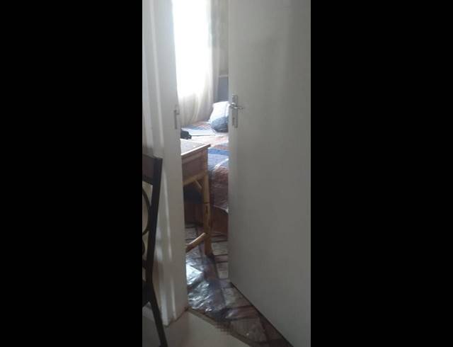 2 BEDROOM HOUSE FOR SALE IN LAKESIDE
